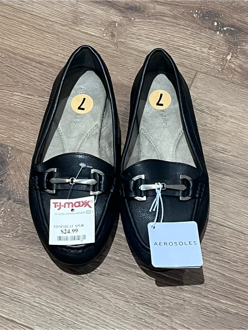 AEROSOLES Black Leather Slip-On Loafers with Metal Bit